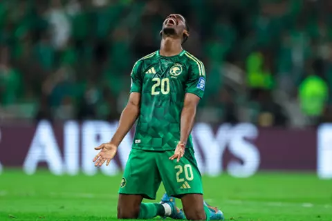 محترف سعودي جديد.. رديف يقترب من الدوري الفرنسي